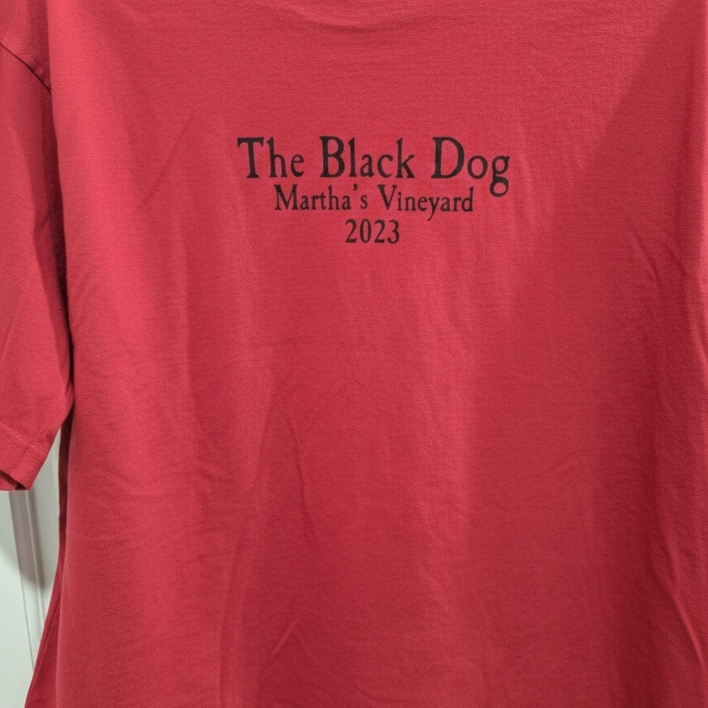 The Black Dog Red T-Shirt with Black Graphic - Picture 2 of 3